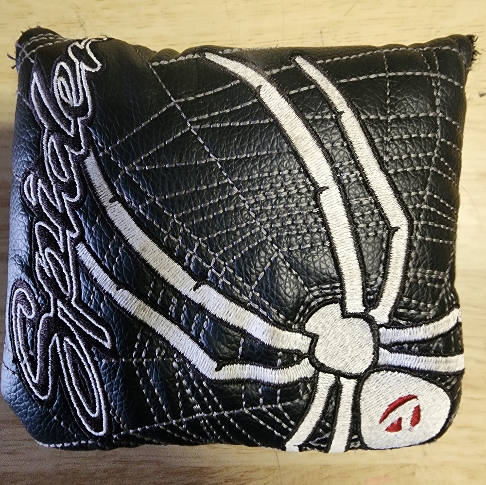 TaylorMade Spider Putter Cover
